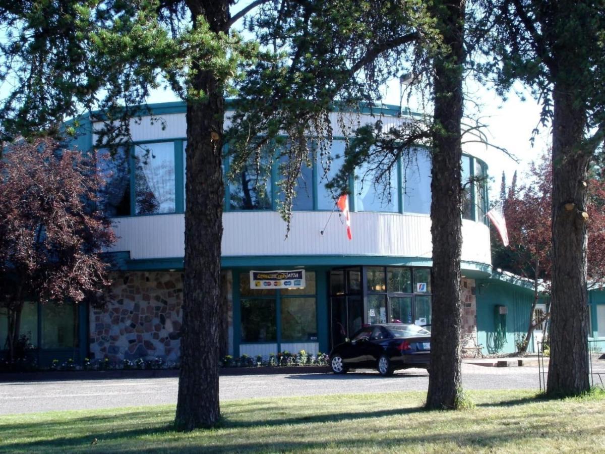Falcon Lake Hotel 外观 照片