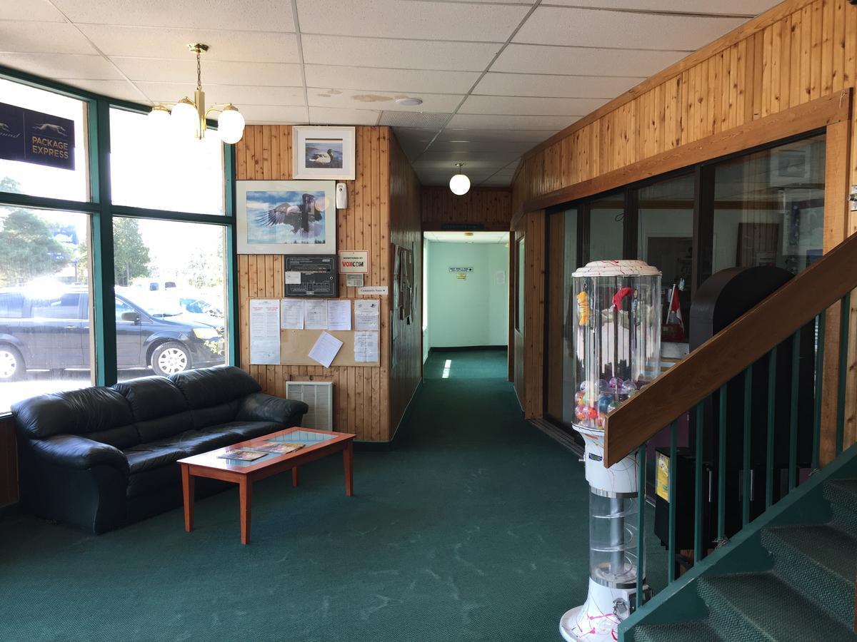 Falcon Lake Hotel 外观 照片