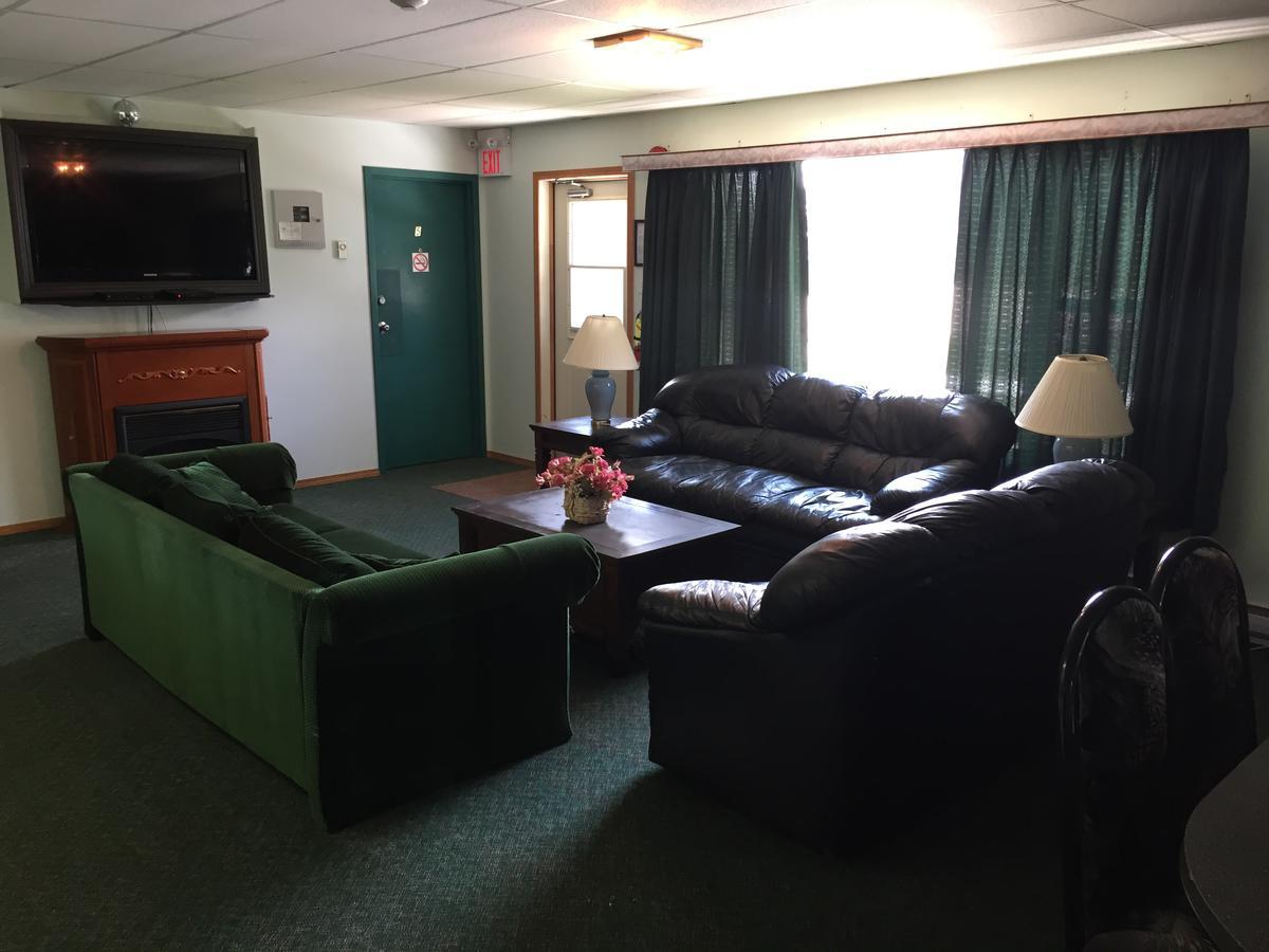 Falcon Lake Hotel 外观 照片