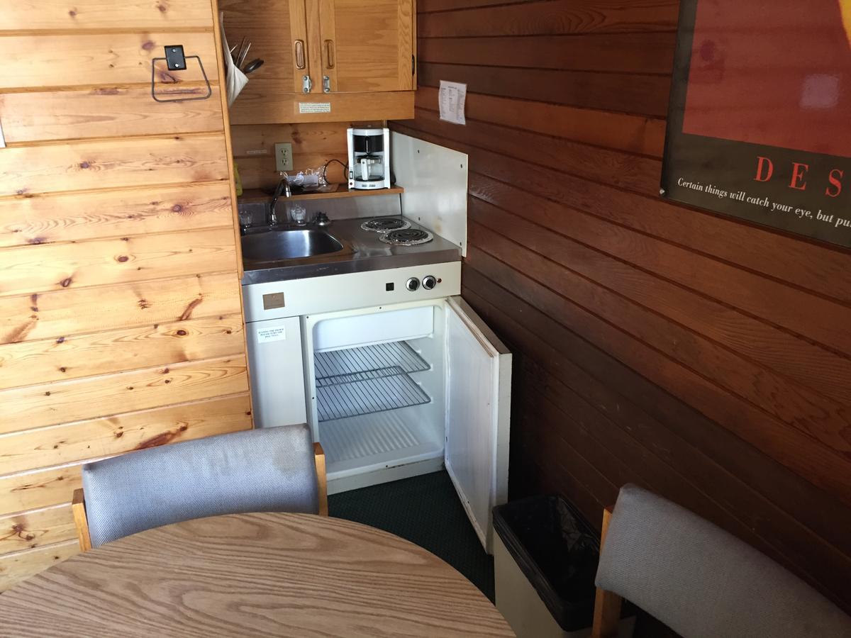 Falcon Lake Hotel 外观 照片