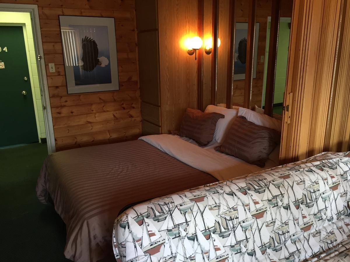 Falcon Lake Hotel 外观 照片