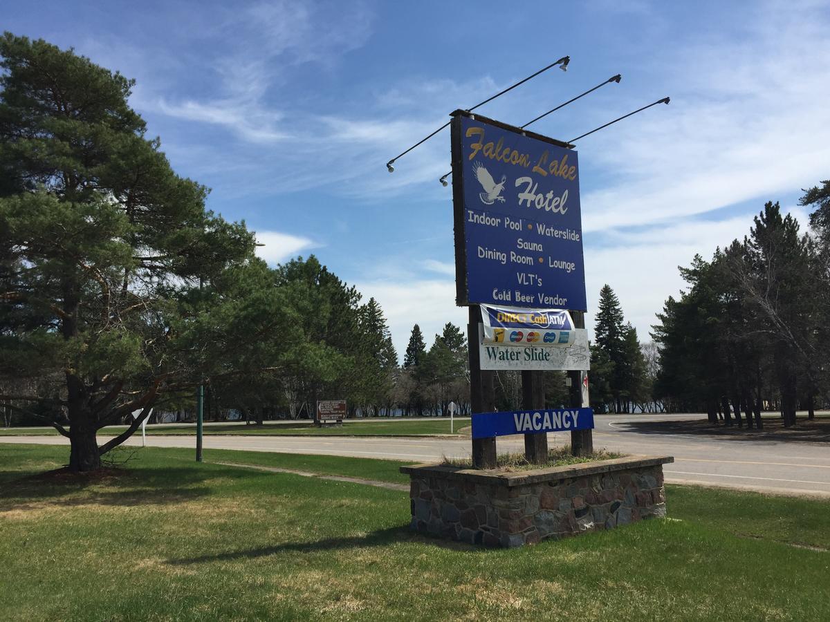 Falcon Lake Hotel 外观 照片