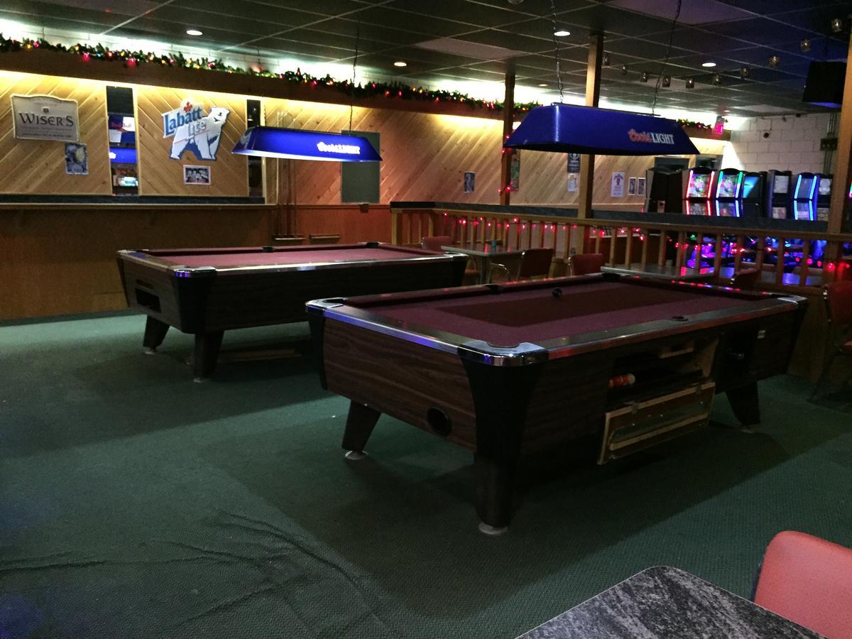 Falcon Lake Hotel 外观 照片